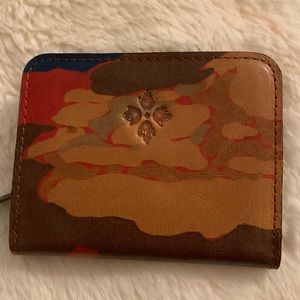 NWOT Patricia Nash Wallet